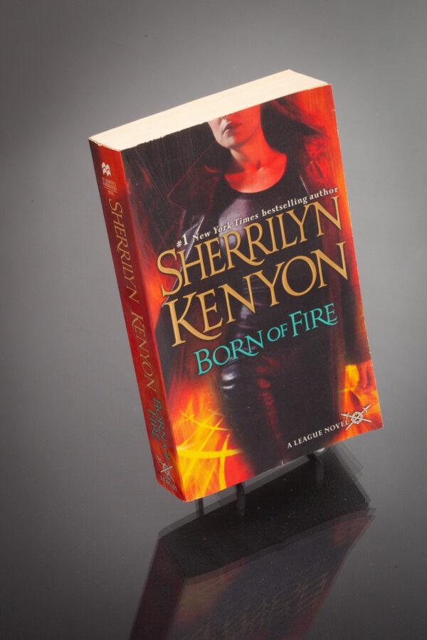 Sherrilyn Kenyon - Born Of Fire