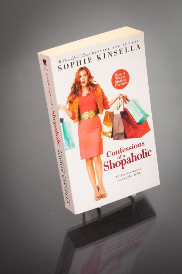 Sophie Kinsella - Confessions Of A Shopaholic
