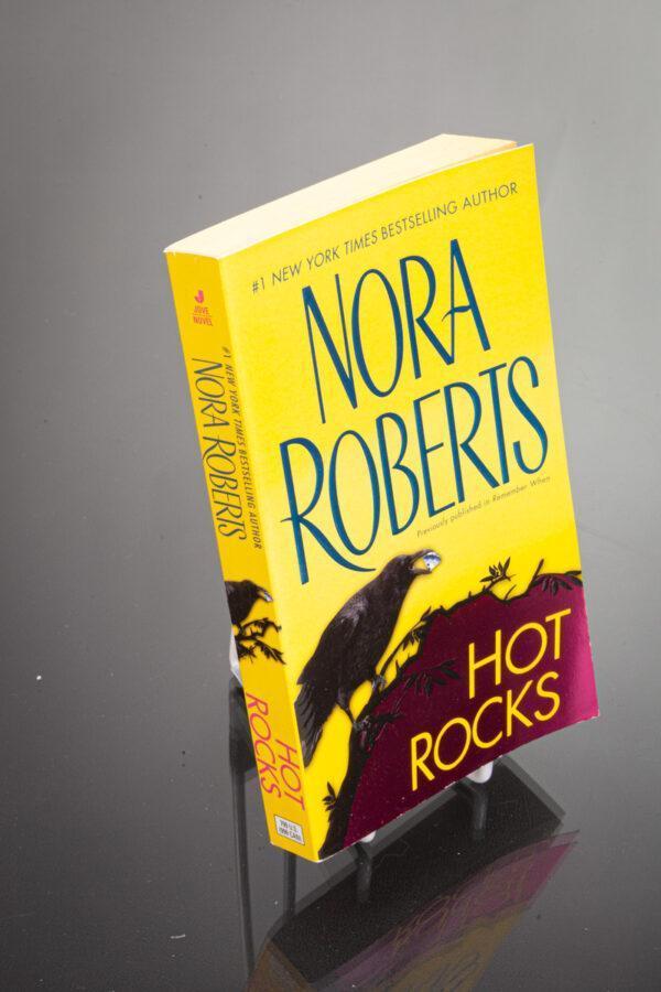 Nora Roberts - Hot Rocks