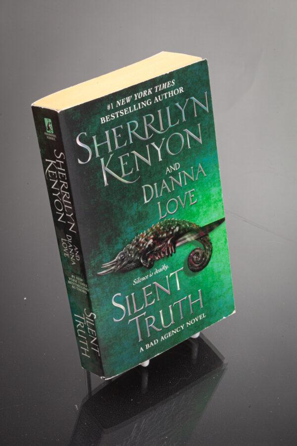 Sherrilyn Kenyon - Silent Truth