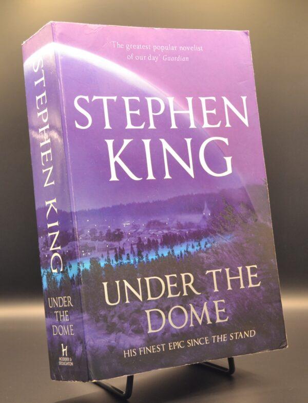 Stephen King - Under The Dome